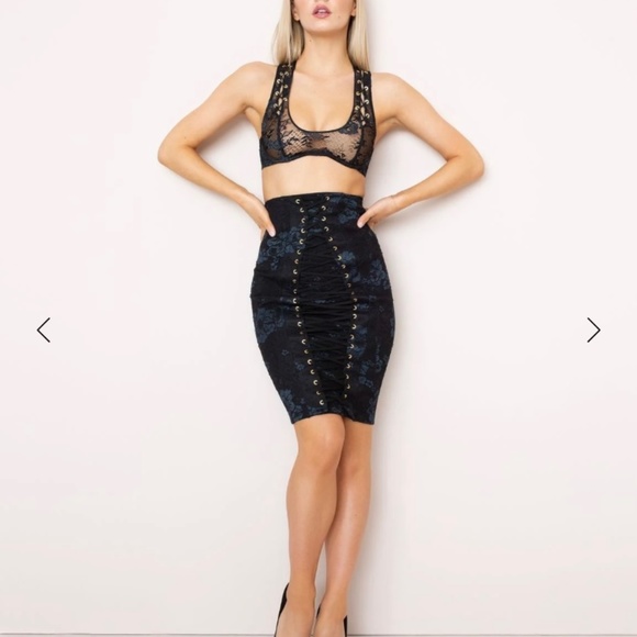 Agent provocateur - Picture 1 of 2